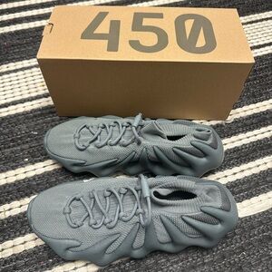 Yeezy 450 Stomar - 10.5